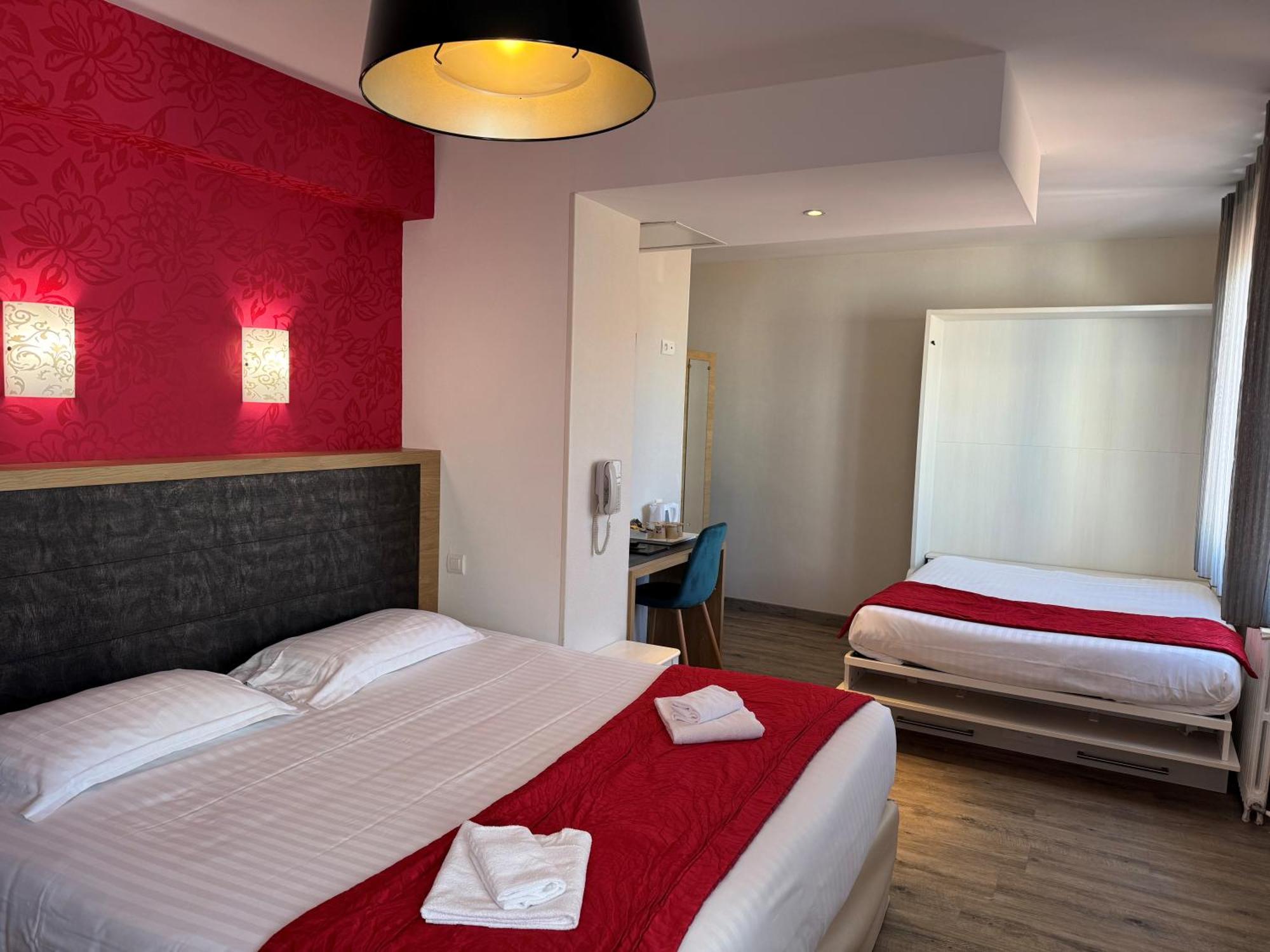 Les Sables-dʼOlonne Hotel Calme Des Pins & Spa מראה חיצוני תמונה